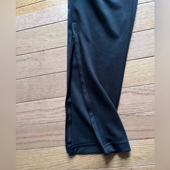 Adidas Women’s Joggers - Picture 6 of 8